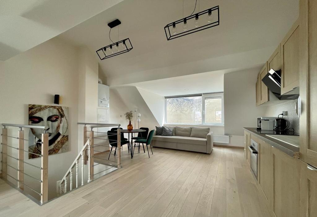 Charming Duplex On The Canal Bruxelas Exterior foto